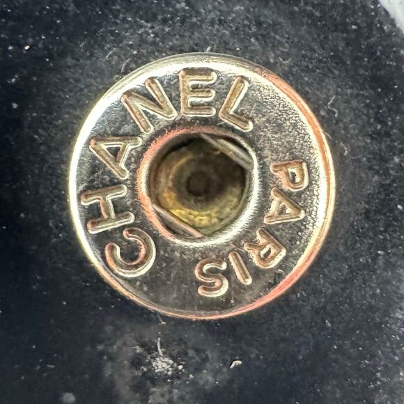 Chanel Vintage Camellia Key Case Black Patent Leather Wallet 95P with Box - Picture 11 of 13